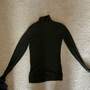 Aritzia Wilfred Only Turtleneck Green